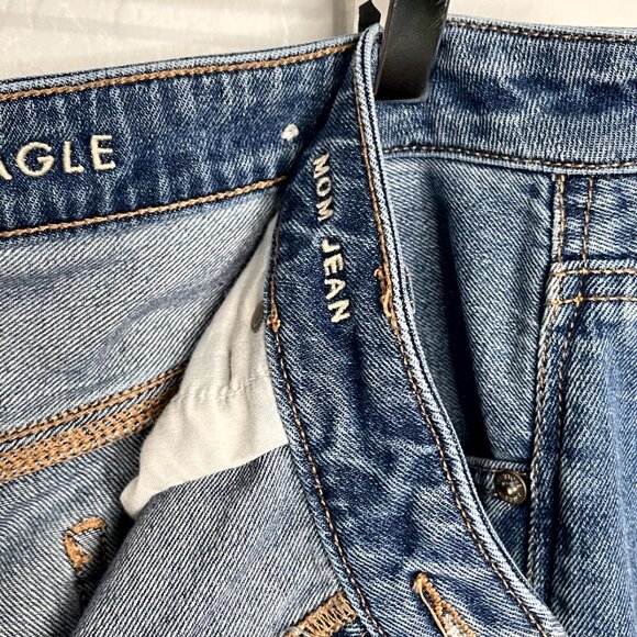 American Eagle Comfort Stretch Waistband Distressed Mom Jean Size 18 Regular #51 - Picture 6 of 8